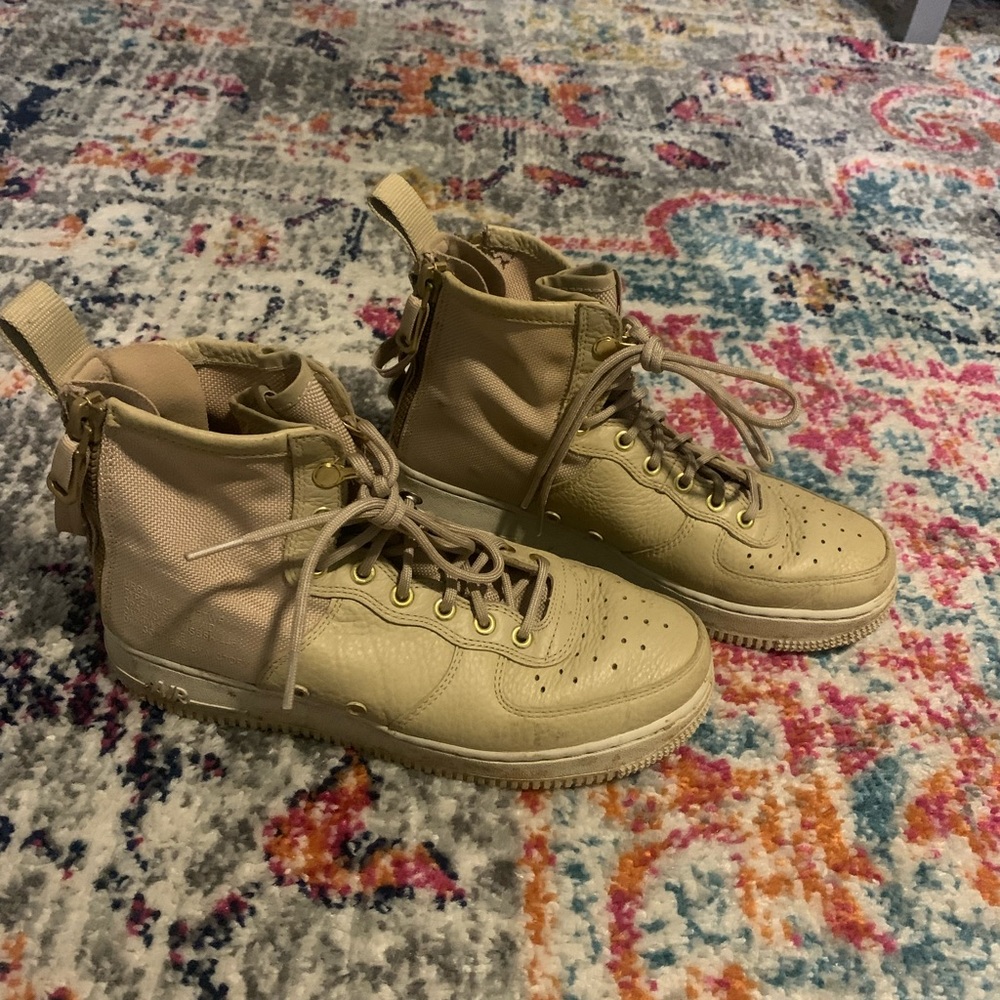 Nike high top sneakers